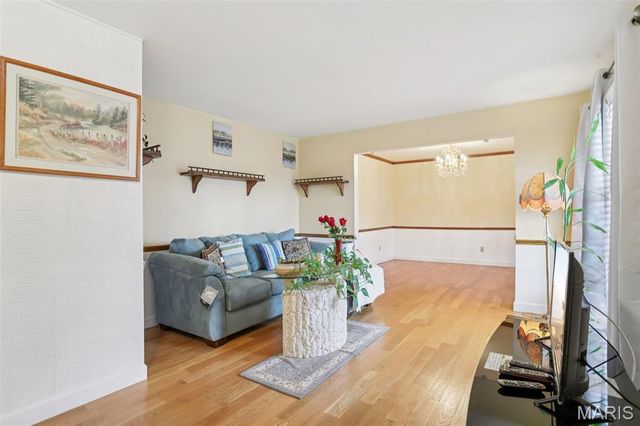 3805 Combraille Court, Florissant, MO 63034