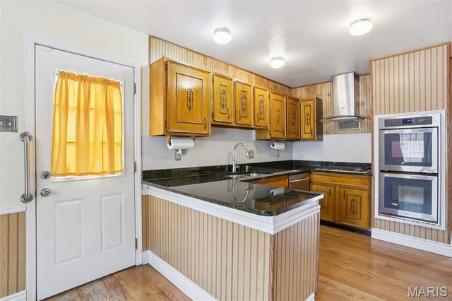 3805 Combraille Court, Florissant, MO 63034