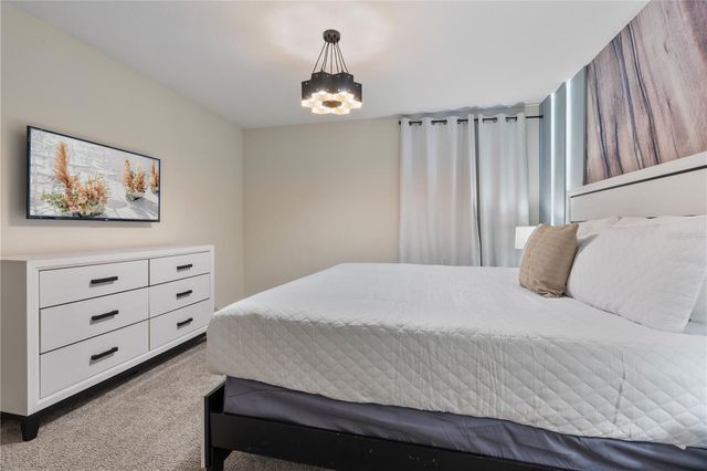 8825 CRUDEN BAY COURT, Davenport, FL 33896