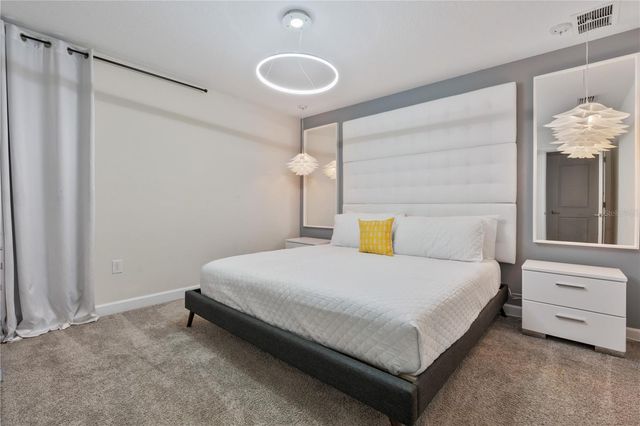 8825 CRUDEN BAY COURT, Davenport, FL 33896