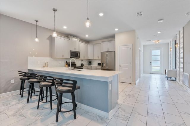 8825 CRUDEN BAY COURT, Davenport, FL 33896