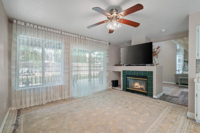 9502 Village Tree Dr, Elk Grove, CA 95758