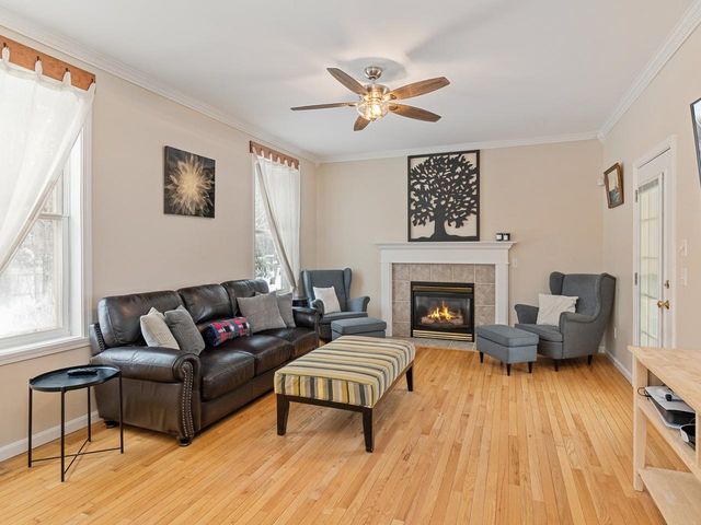 85 Barrett Lane, Williston, VT 05495