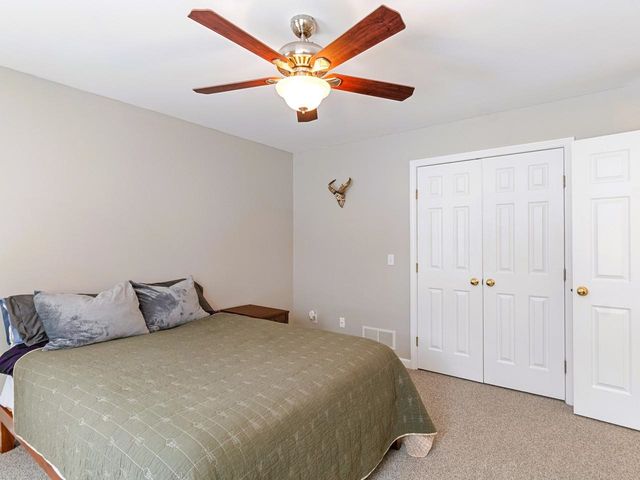 85 Barrett Lane, Williston, VT 05495