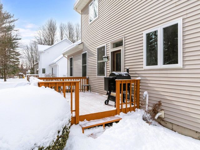85 Barrett Lane, Williston, VT 05495