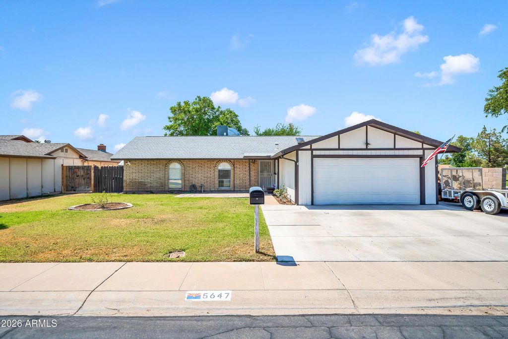 5647 W VOGEL Avenue, Glendale, AZ 85302 — exterior