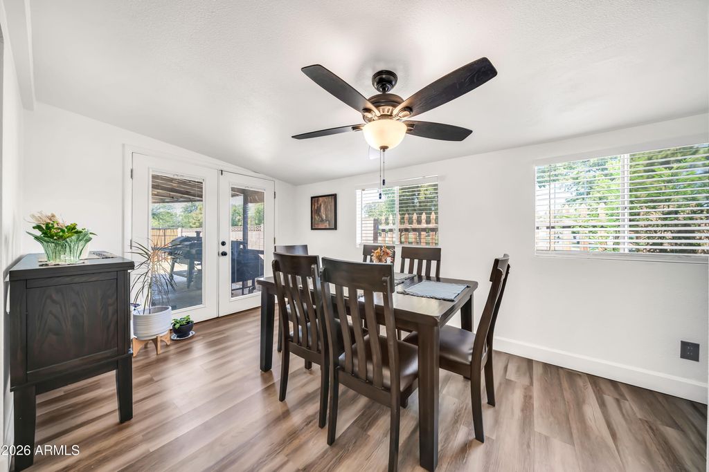 5647 W VOGEL Avenue, Glendale, AZ 85302 — photo 4