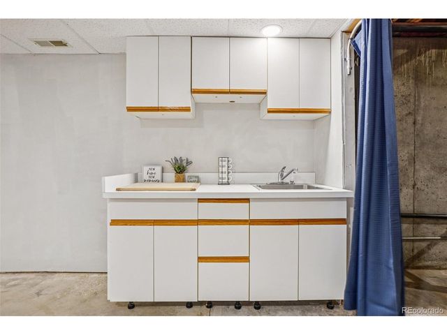 779 E Thomas Ave, Byers, CO 80103