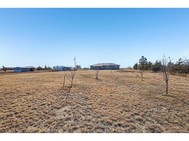 779 E Thomas Ave, Byers, CO 80103