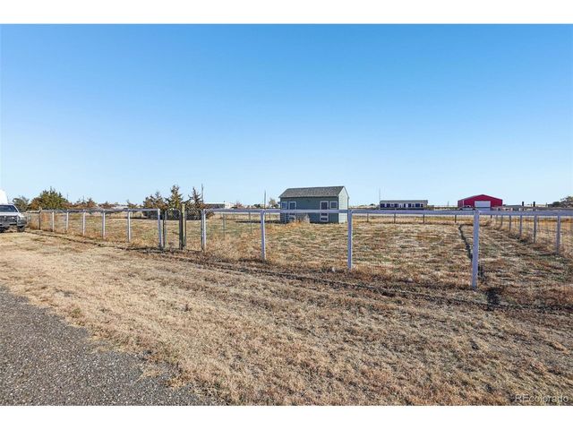 779 E Thomas Ave, Byers, CO 80103