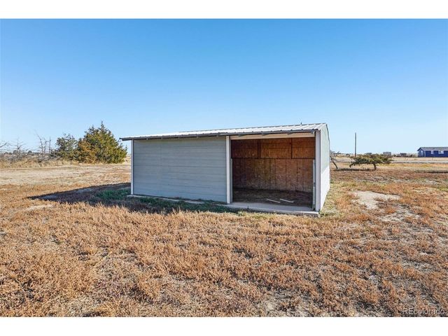 779 E Thomas Ave, Byers, CO 80103