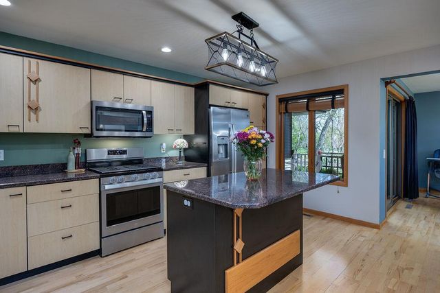 7122 Birchstone Drive, Madison, WI 53719