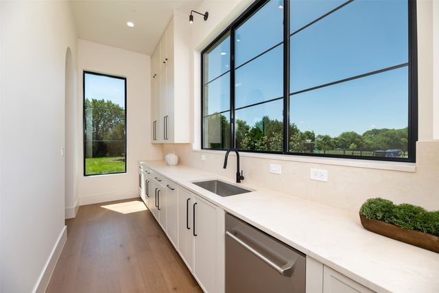 113 Ambrosia Lane, Heath, TX 75032