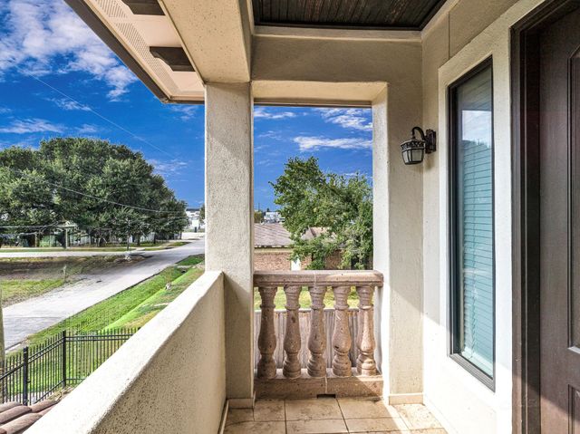 4614 Inker Street, Houston, TX 77007