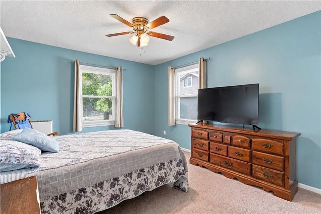 6726 N Charleston Drive, Kansas City, MO 64119