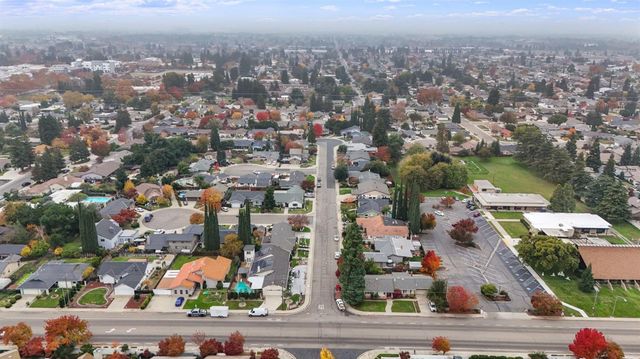 1580 Michael Way, Turlock, CA 95382