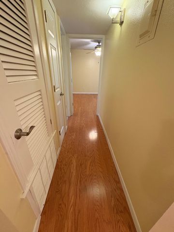 400 W 35th ST 203, Austin, TX 78705