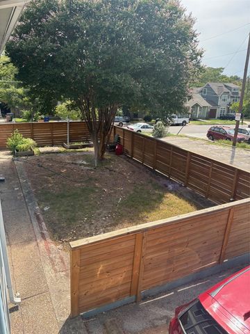 400 W 35th ST 203, Austin, TX 78705