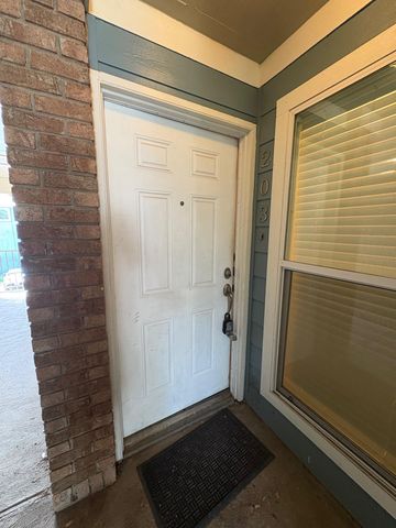 400 W 35th ST 203, Austin, TX 78705