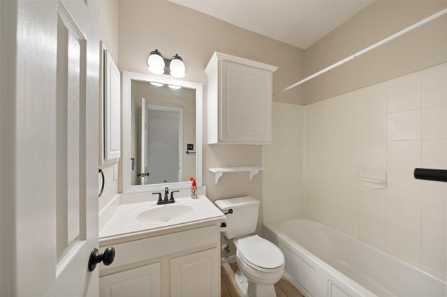 1125 Shady Knoll, League City, TX 77573