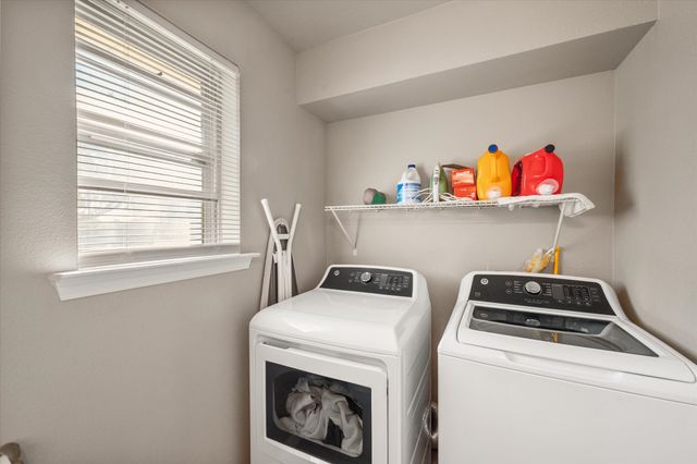 2346 Freeland Way, Dallas, TX 75228