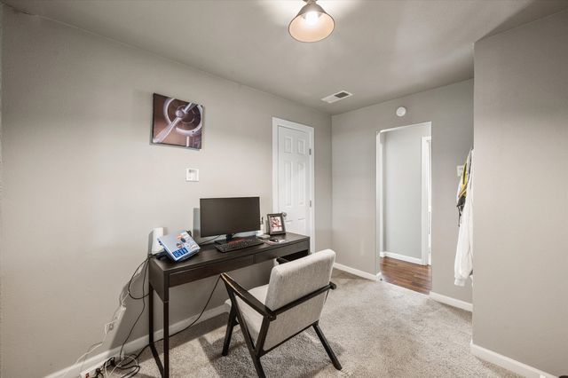 2346 Freeland Way, Dallas, TX 75228