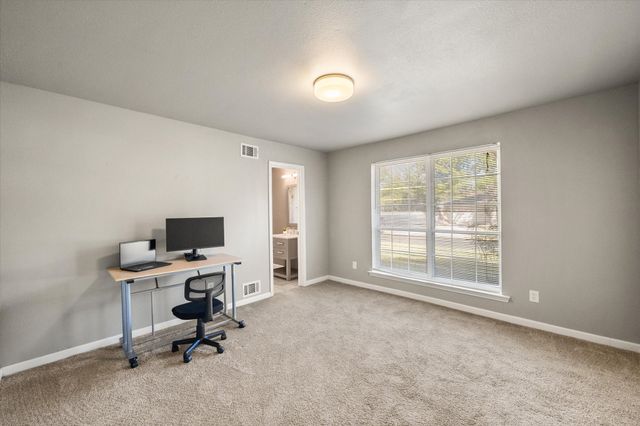 2346 Freeland Way, Dallas, TX 75228