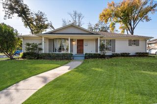 2346 Freeland Way, Dallas, TX 75228