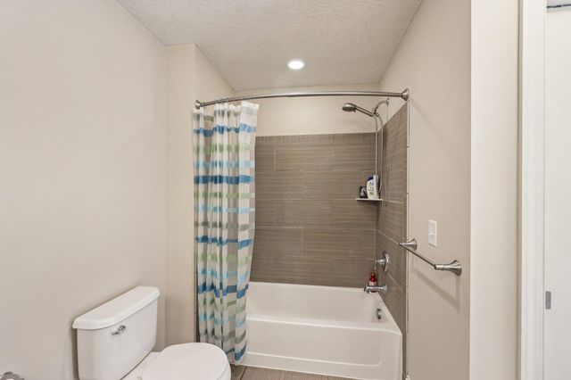 8402 Jonquil Lane N, Maple Grove, MN 55369