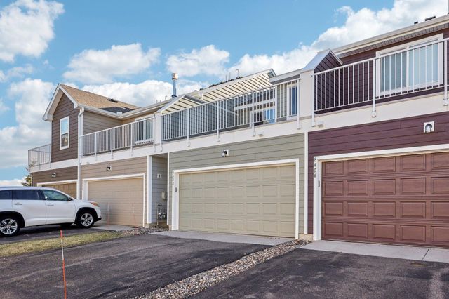 8402 Jonquil Lane N, Maple Grove, MN 55369