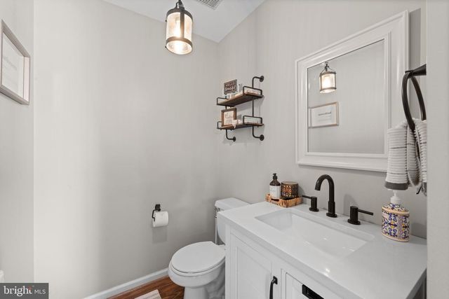 33 RED TAIL CT, Royersford, PA 19468