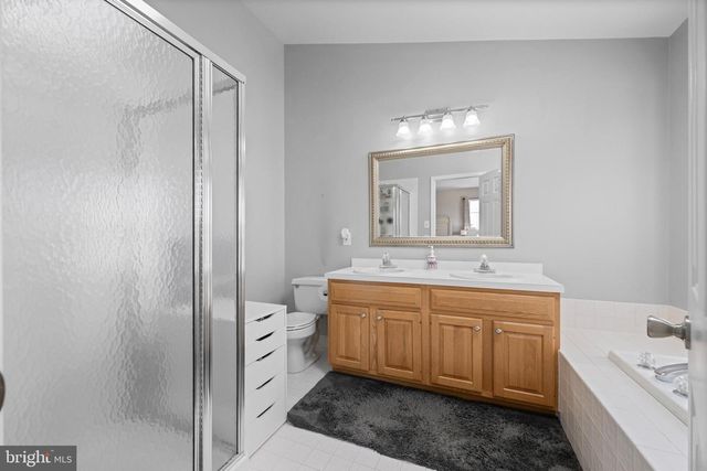 33 RED TAIL CT, Royersford, PA 19468