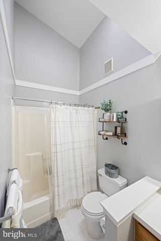 33 RED TAIL CT, Royersford, PA 19468