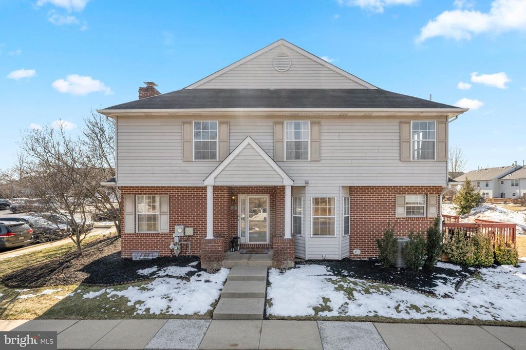 33 RED TAIL CT, Royersford, PA 19468