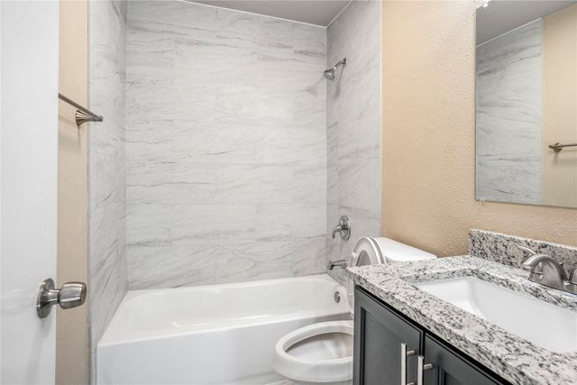 8110 Skillman Street 1027, Dallas, TX 75231