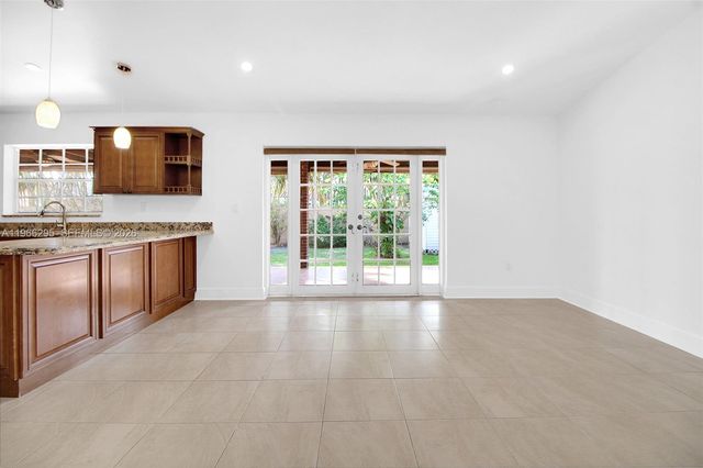 3420 SW 111th Ave, Miami, FL 33165