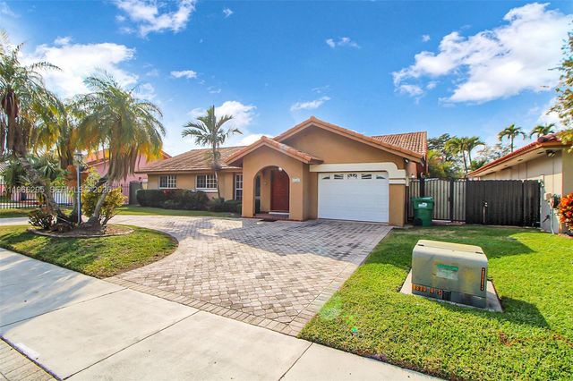 3420 SW 111th Ave, Miami, FL 33165