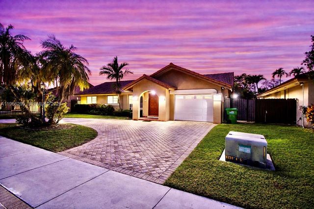 3420 SW 111th Ave, Miami, FL 33165