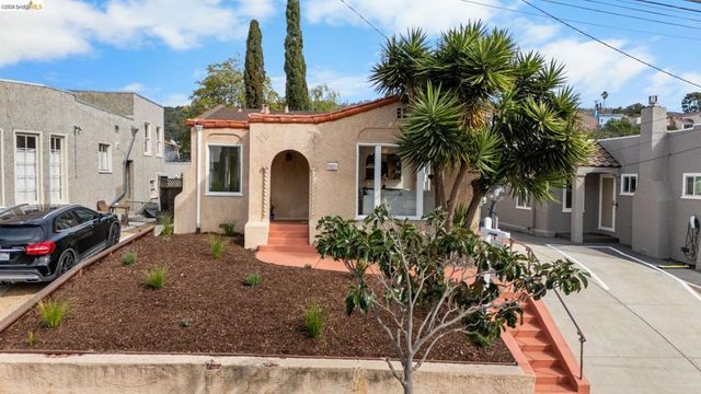 6100 6100 Majestic Ave, Oakland, CA 94605