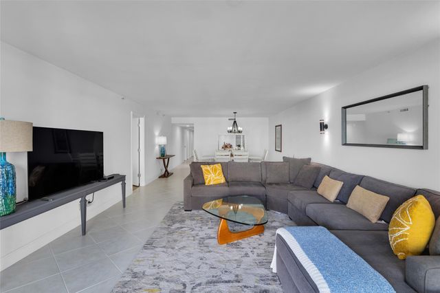 1167 HILLSBORO MILE 306, Hillsboro Beach, FL 33062