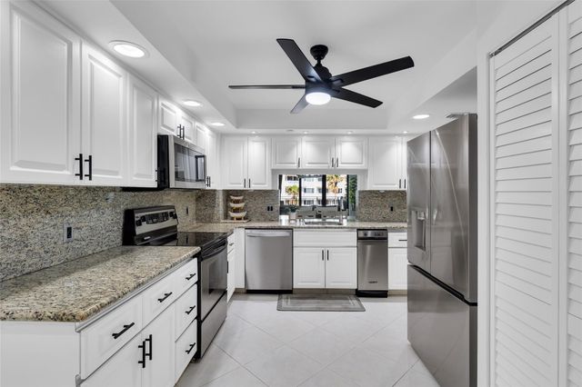 1167 HILLSBORO MILE 306, Hillsboro Beach, FL 33062