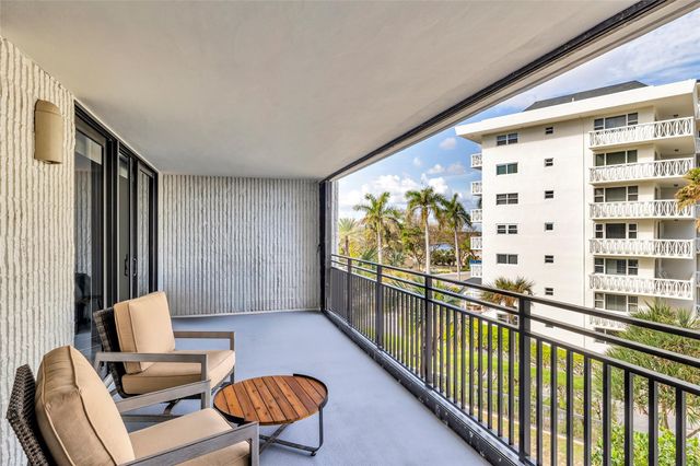 1167 HILLSBORO MILE 306, Hillsboro Beach, FL 33062