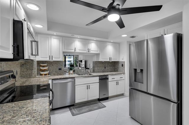 1167 HILLSBORO MILE 306, Hillsboro Beach, FL 33062