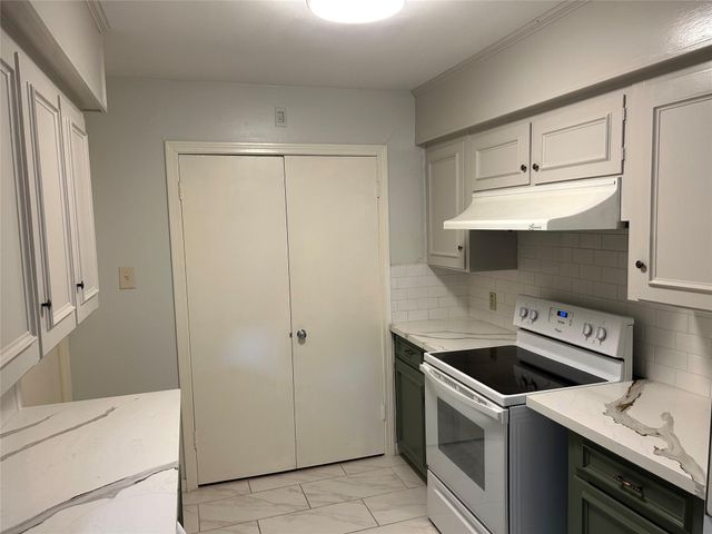 3111 Broadmead Drive, Houston, TX 77025