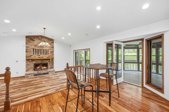5724 Auto Club Circle, Bloomington, MN 55437