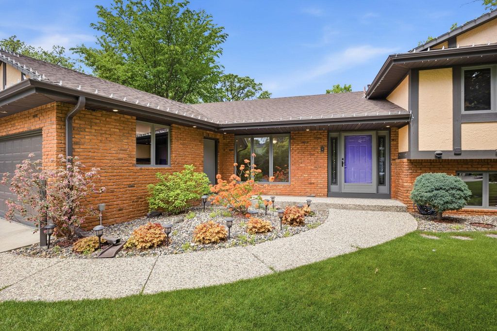 5724 Auto Club Circle, Bloomington, MN 55437 — photo 3