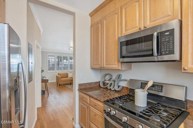 4442 Vista Del Monte Avenue 2, Sherman Oaks, CA 91403