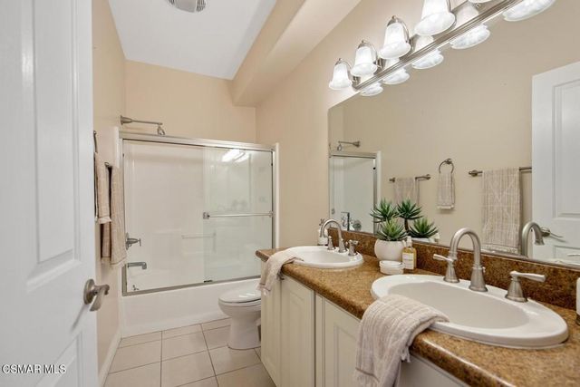 4442 Vista Del Monte Avenue 2, Sherman Oaks, CA 91403