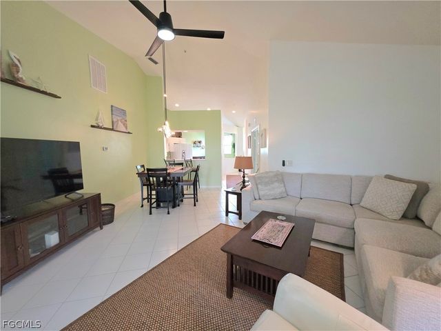 12070 Summergate CIR 201, Fort Myers, FL 33913