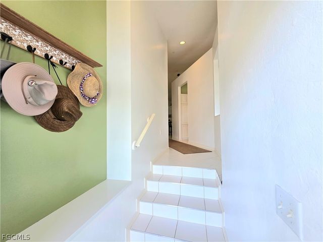 12070 Summergate CIR 201, Fort Myers, FL 33913